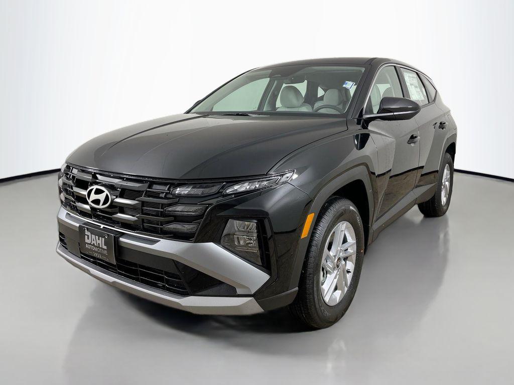 2026 Hyundai Tucson SE photo 3
