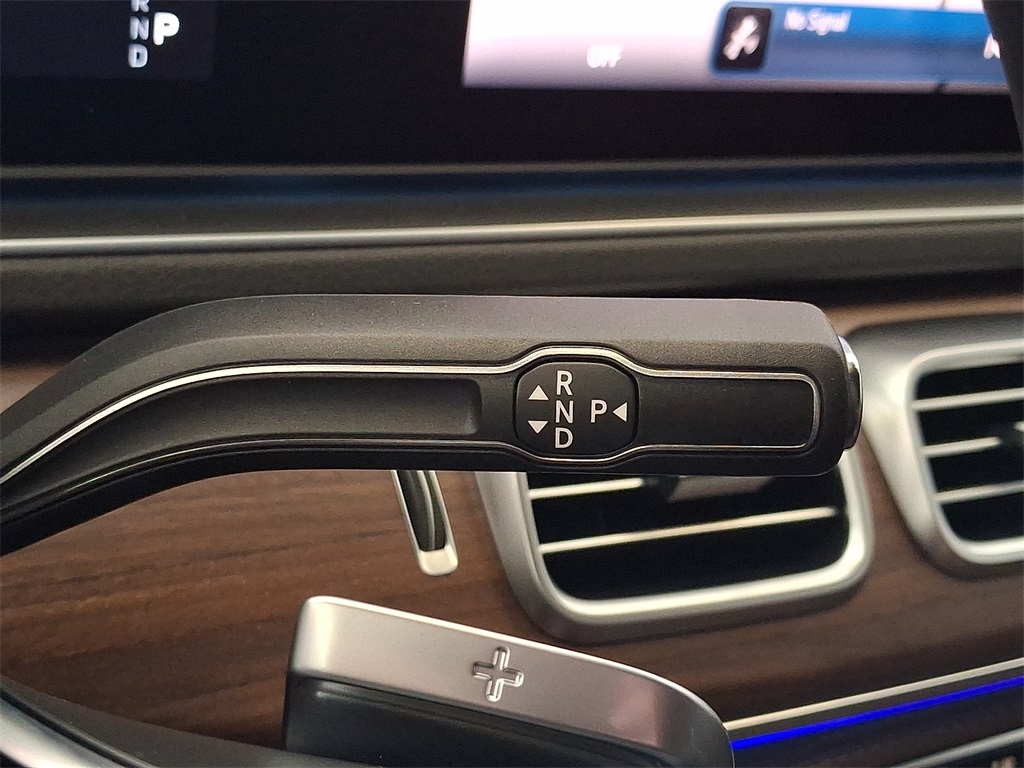 2025 Mercedes Benz GLE 450 4MATIC photo 11
