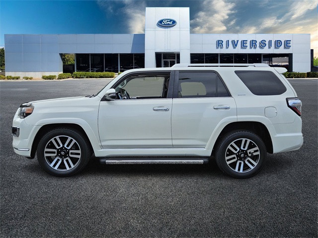 2018 Toyota 4Runner Limited photo 3