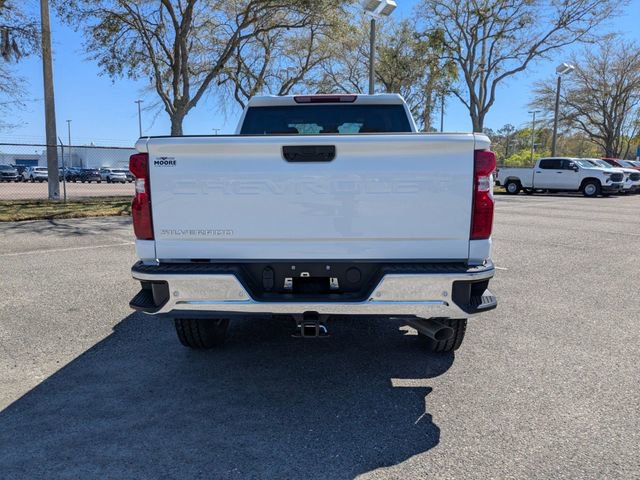 2025 Chevrolet Silverado 2500HD photo 4