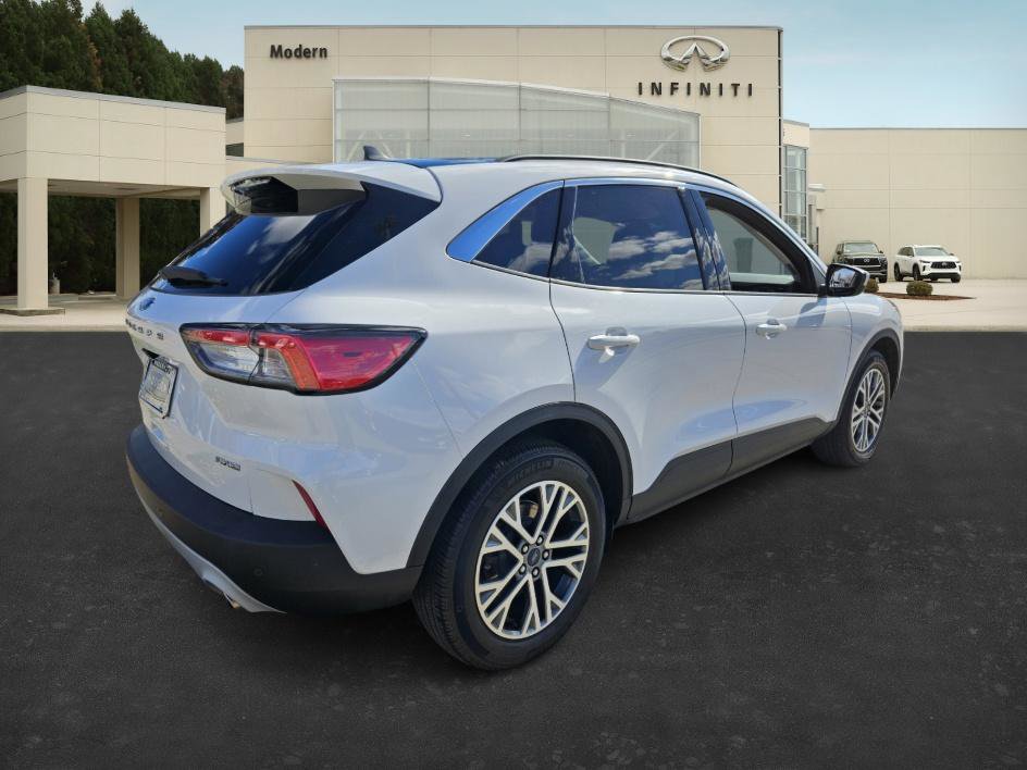 2022 Ford Escape SEL photo 4