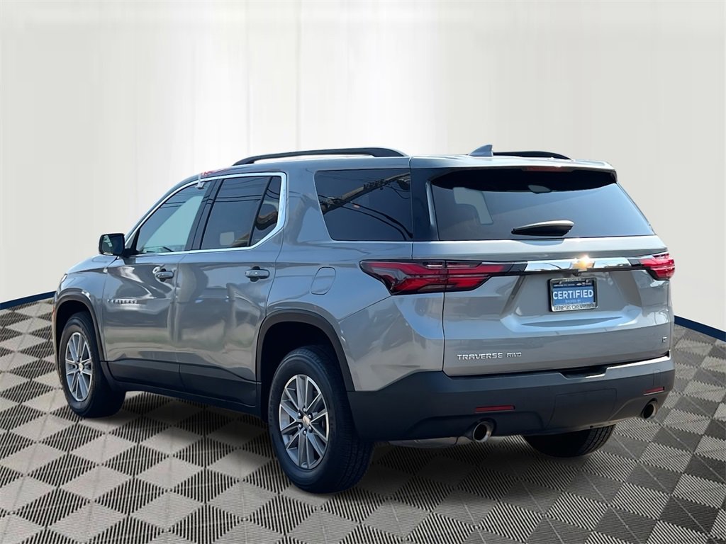 2023 Chevrolet Traverse Cloth photo 3
