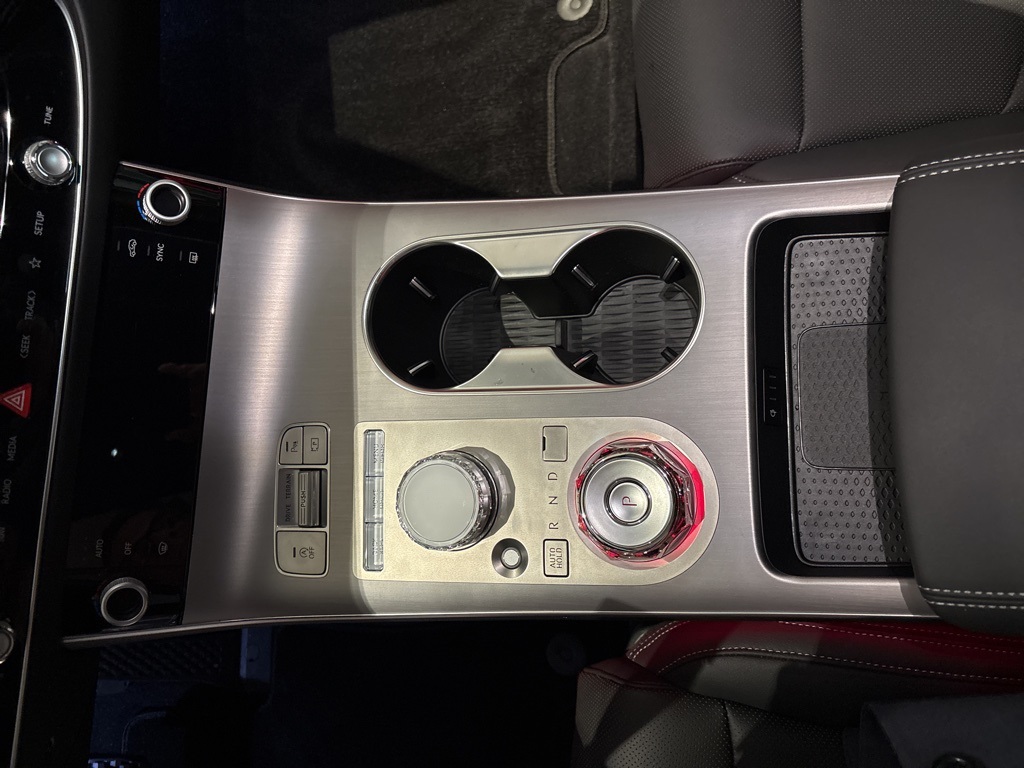 2026 Genesis GV70 2.5T Select photo 11