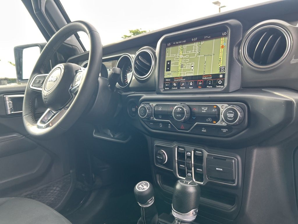 2023 Jeep Gladiator Overland photo 23