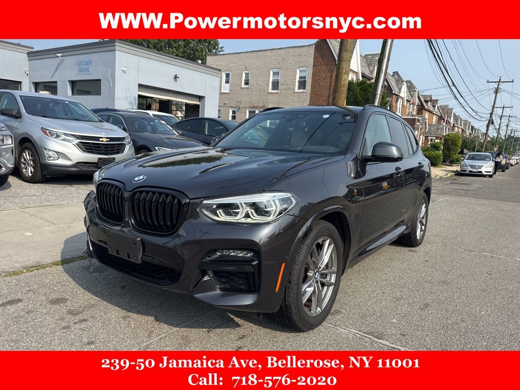 2021 BMW X3 40i's photo