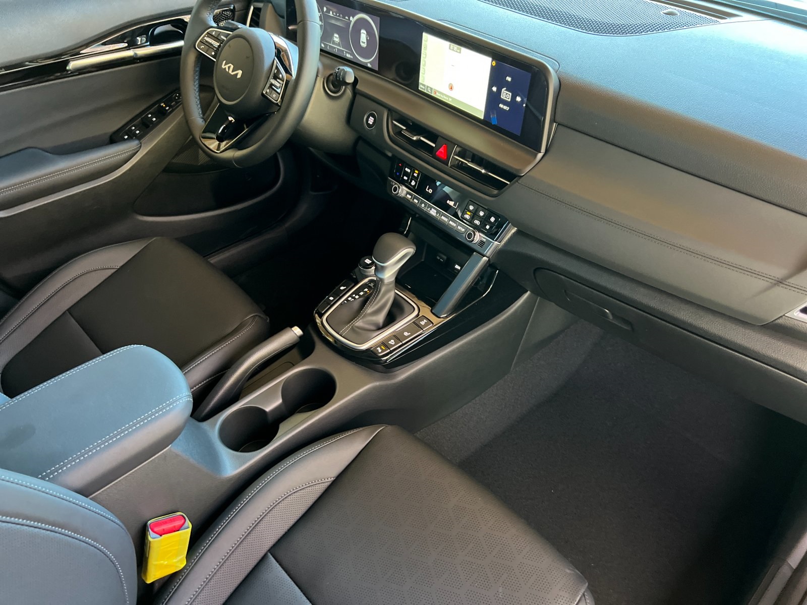 2026 Kia Seltos EX photo 14
