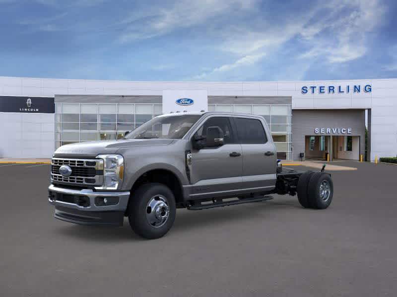 2026 Ford F-350 Super Duty Chassis Cab XL's photo