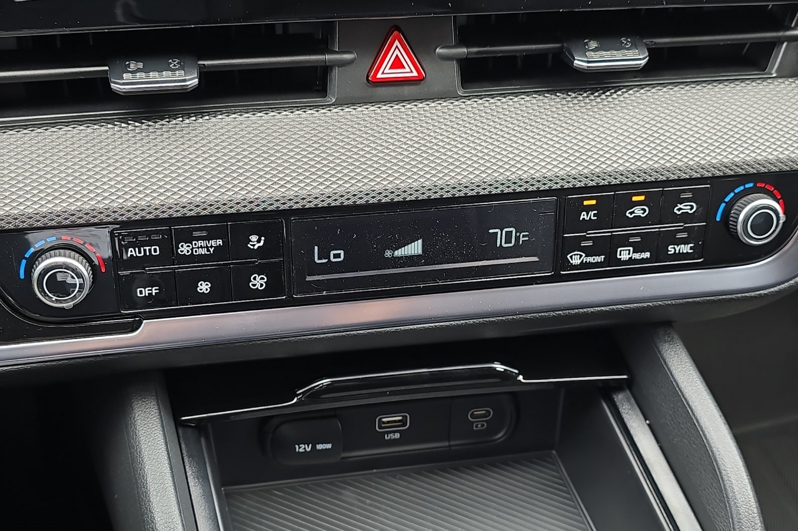 2025 Kia Sportage Hybrid LX photo 15