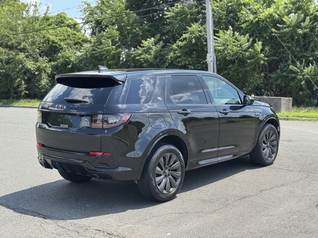 2022 Land Rover Discovery Sport S R-Dynamic photo 5