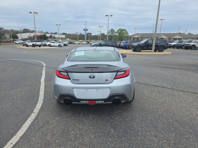 2025 Toyota GR86 Premium photo 4