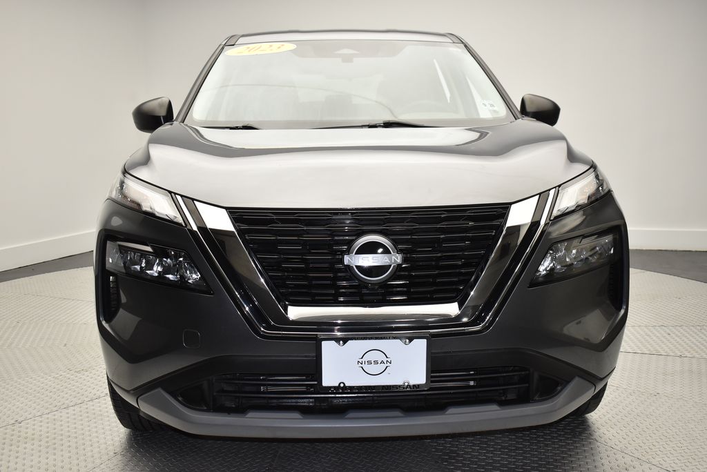 2023 Nissan Rogue S photo 2
