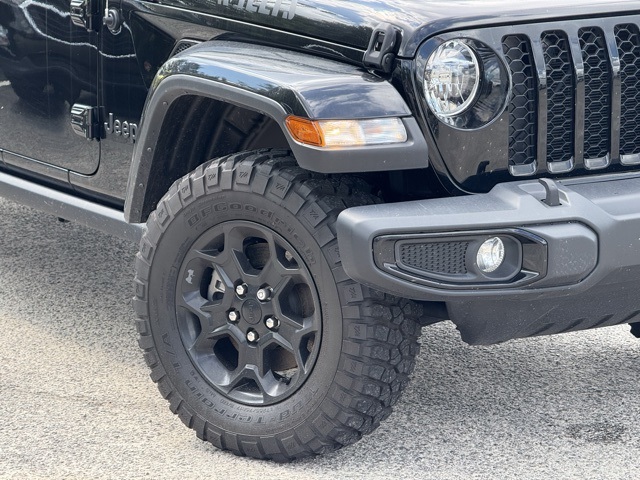 2023 Jeep Gladiator Willys photo 4