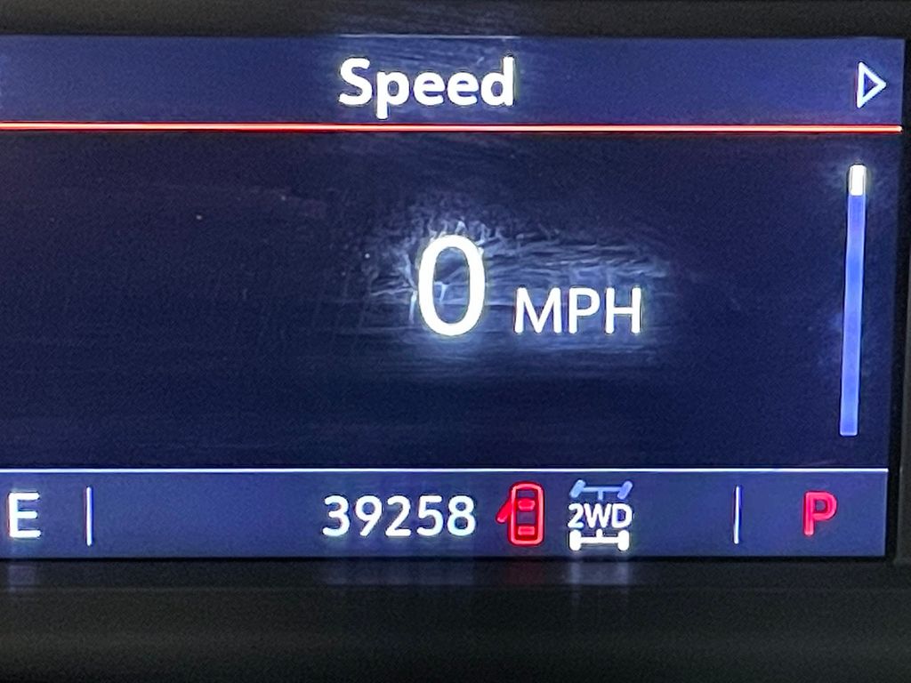 2019 Chevrolet Silverado 1500 LT photo 2