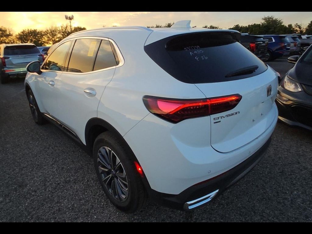 2025 Buick Envision Preferred photo 3
