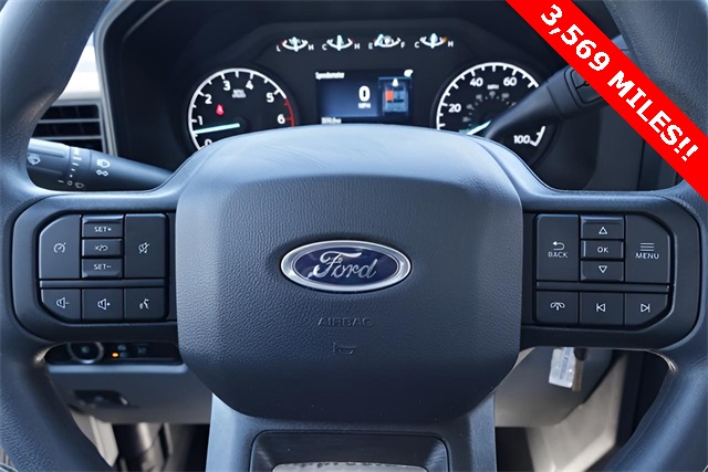 2023 Ford F-250 photo 15