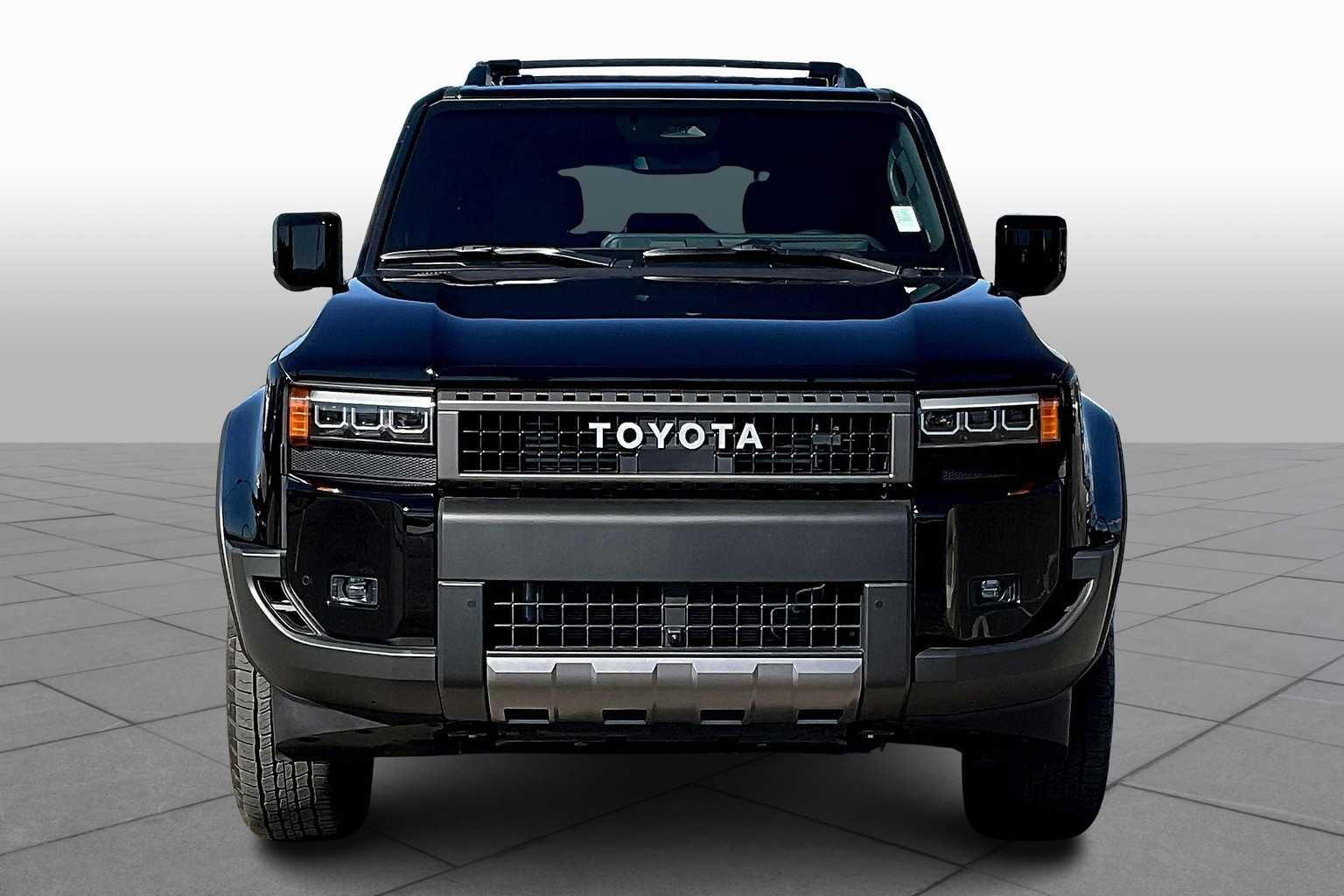 2025 Toyota Land Cruiser photo 3