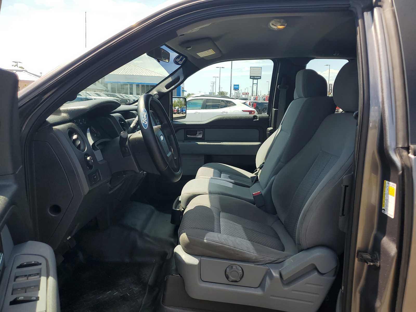 2013 Ford F-150 XL photo 12