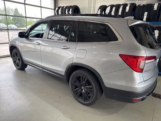 2022 Honda Pilot Special Edition photo 2