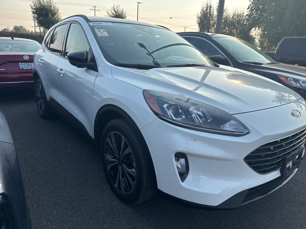 2022 Ford Escape SEL photo 3