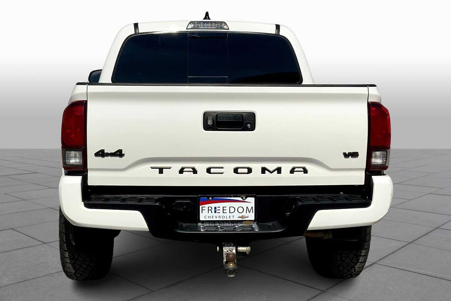2023 Toyota Tacoma SR5 photo 4