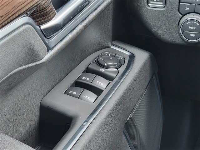 2025 Chevrolet Silverado 1500 LT photo 22