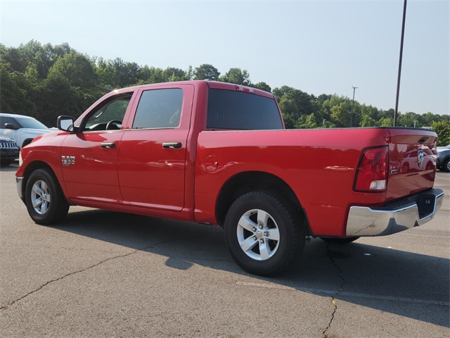 2022 Ram 1500 Classic SLT photo 5