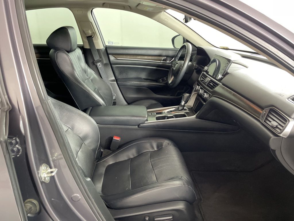 2018 Honda Accord EX-L photo 43