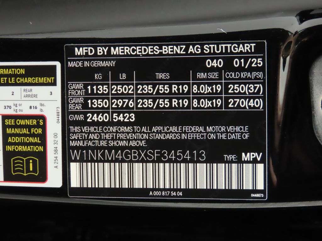 2025 Mercedes Benz GLC 300 photo 30