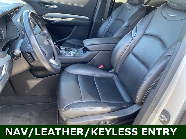 2022 Cadillac XT4 Premium Luxury photo 4