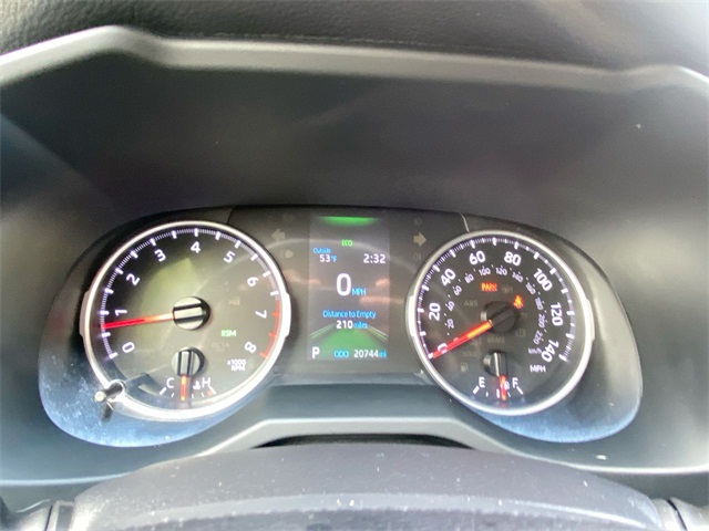 2021 Toyota RAV4 XLE photo 7