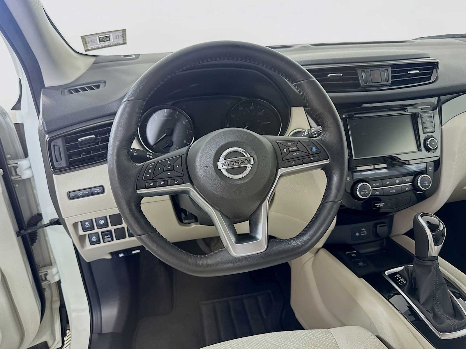 2019 Nissan Rogue Sport SV photo 9