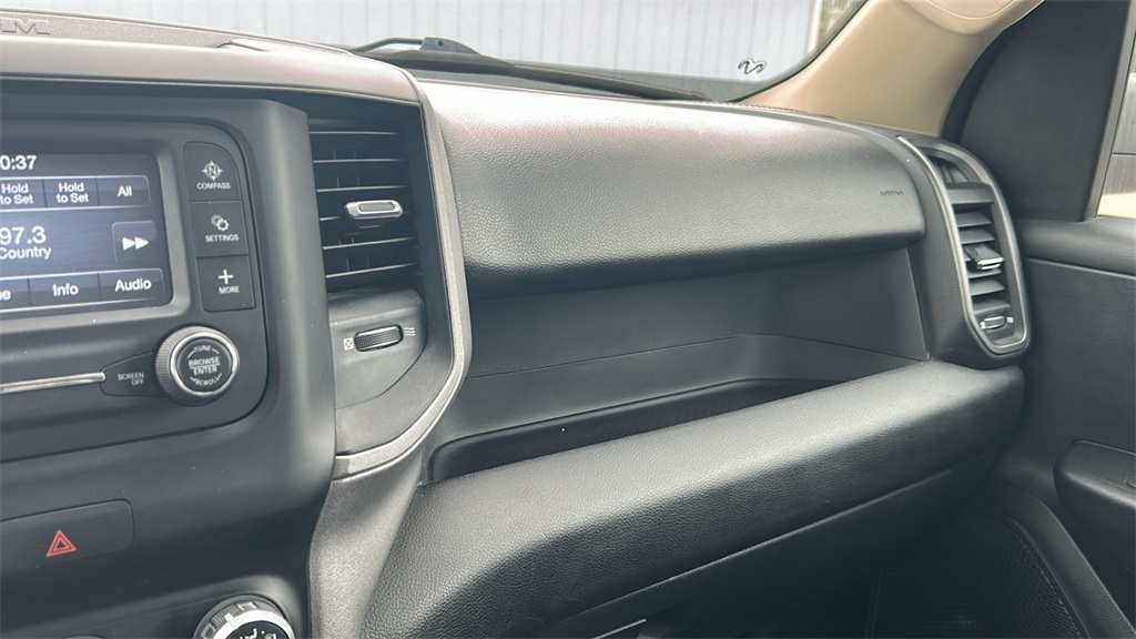 2019 Ram 1500 Tradesman photo 32