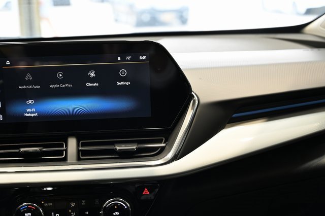 2025 Chevrolet Trax LT photo 15