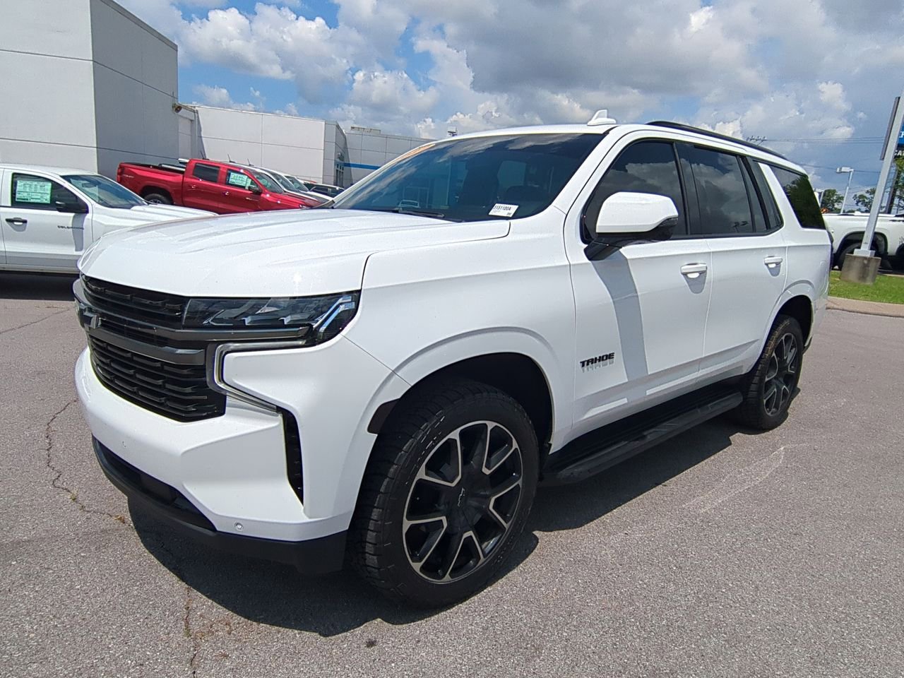 2022 Chevrolet Tahoe RST photo 2