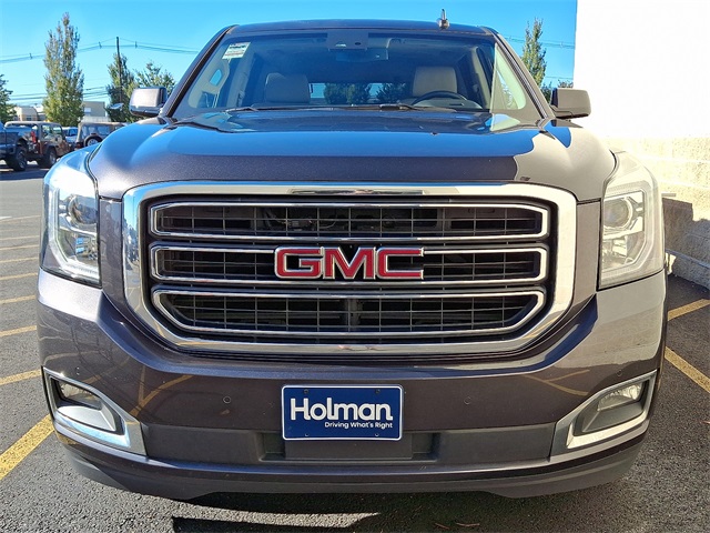 2017 Gmc Yukon SLT photo 3