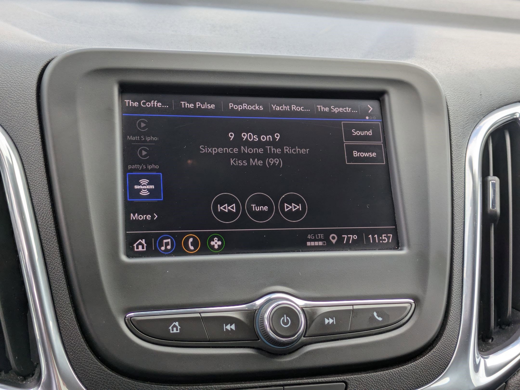 2024 Chevrolet Equinox LT photo 16