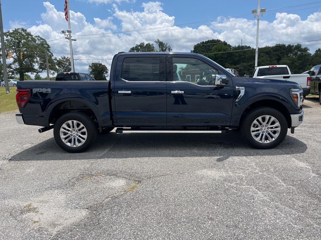 2025 Ford F-150 Lariat photo 4