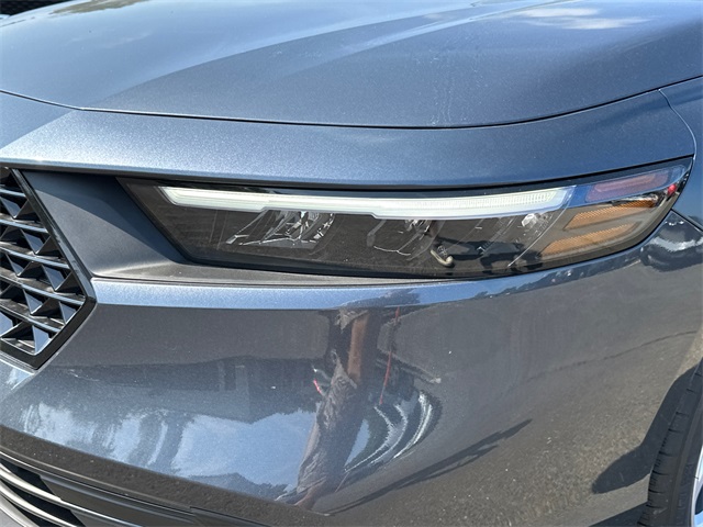 2025 Honda Accord 1.5T LX photo 2
