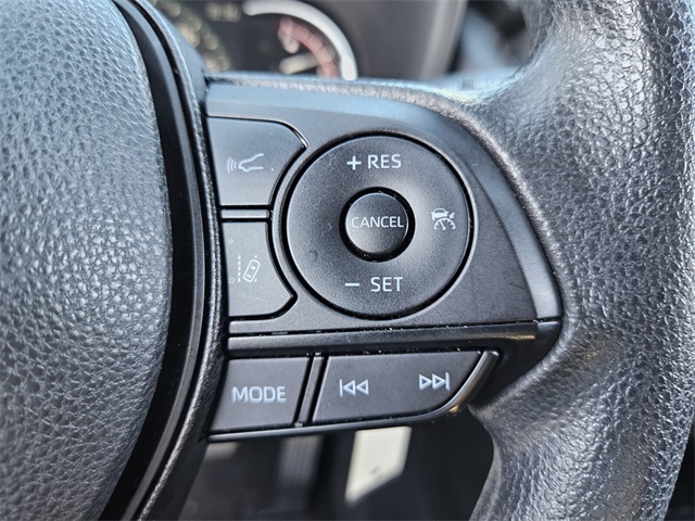 2024 Toyota RAV4 LE photo 25