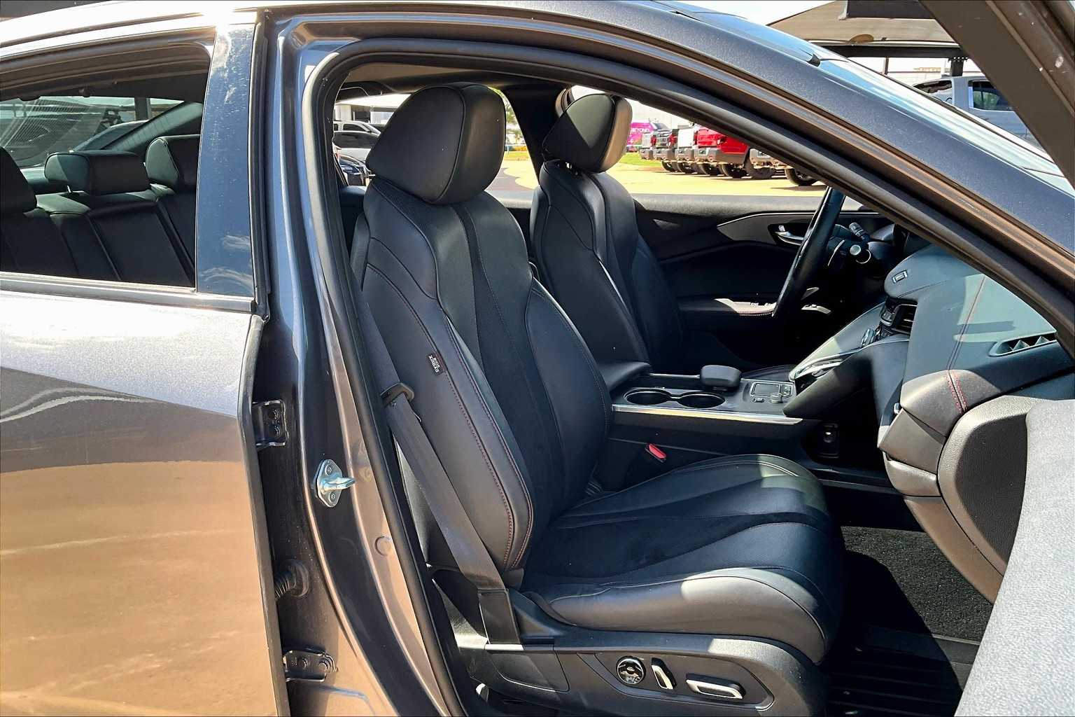 2023 Acura TLX A-Spec photo 8