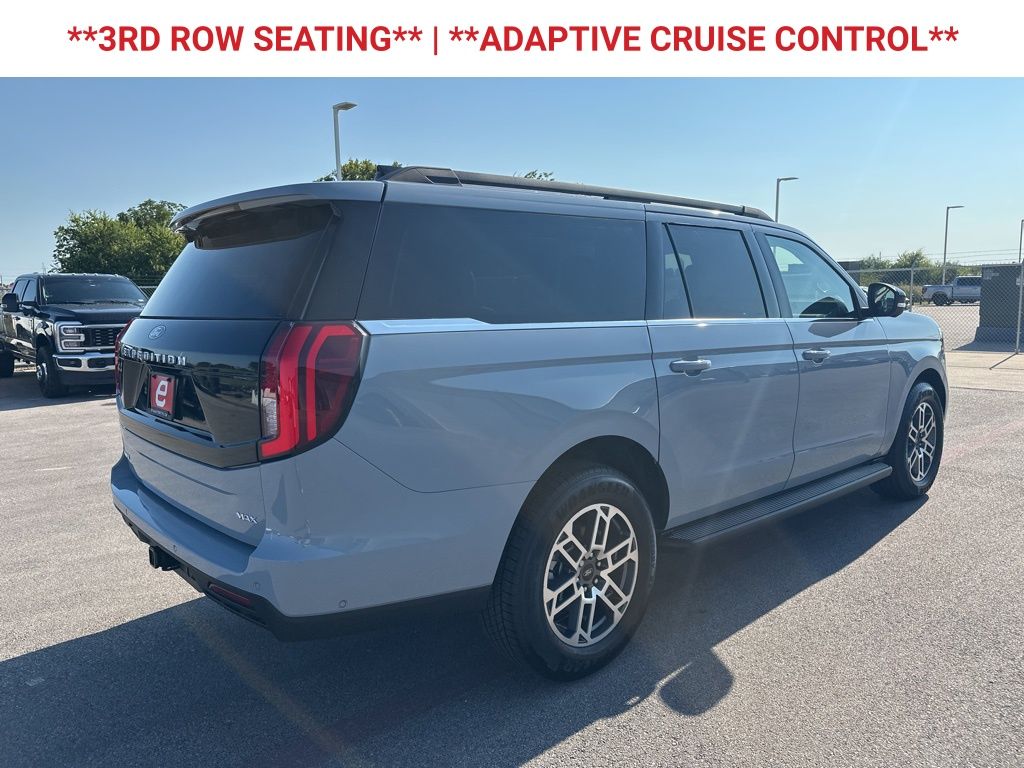 2025 Ford Expedition MAX photo 7