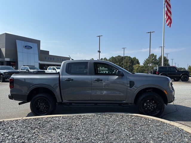 2025 Ford Ranger XLT photo 13