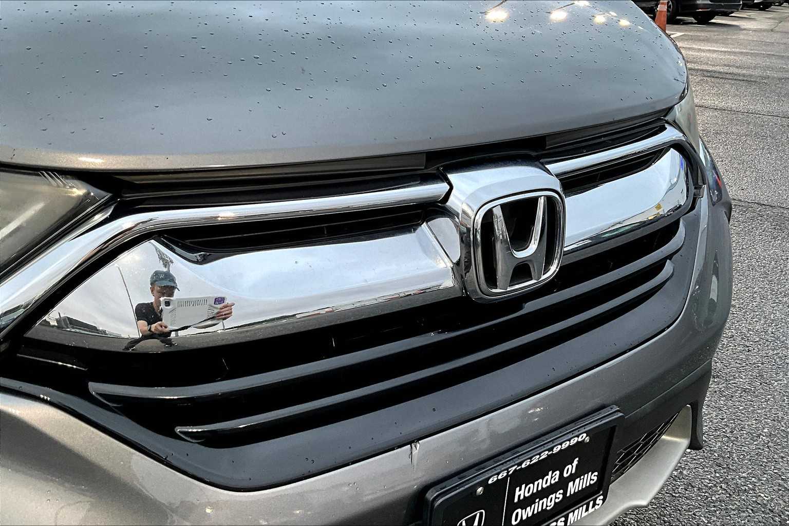 2017 Honda CR-V LX photo 25