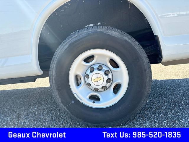 2024 Chevrolet Express Cargo 2500 photo 14