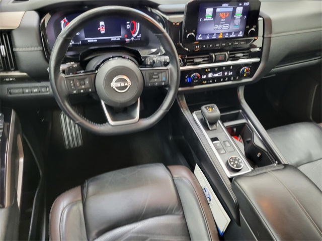 2023 Nissan Pathfinder Platinum photo 30