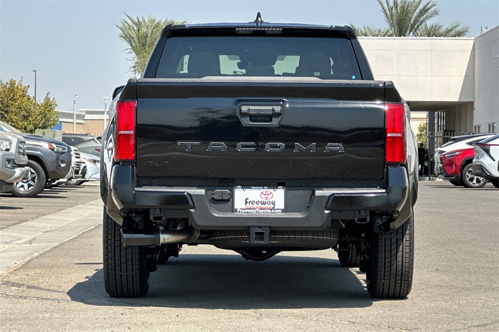 2025 Toyota Tacoma TRD Sport 4x4 Double Cab photo 5