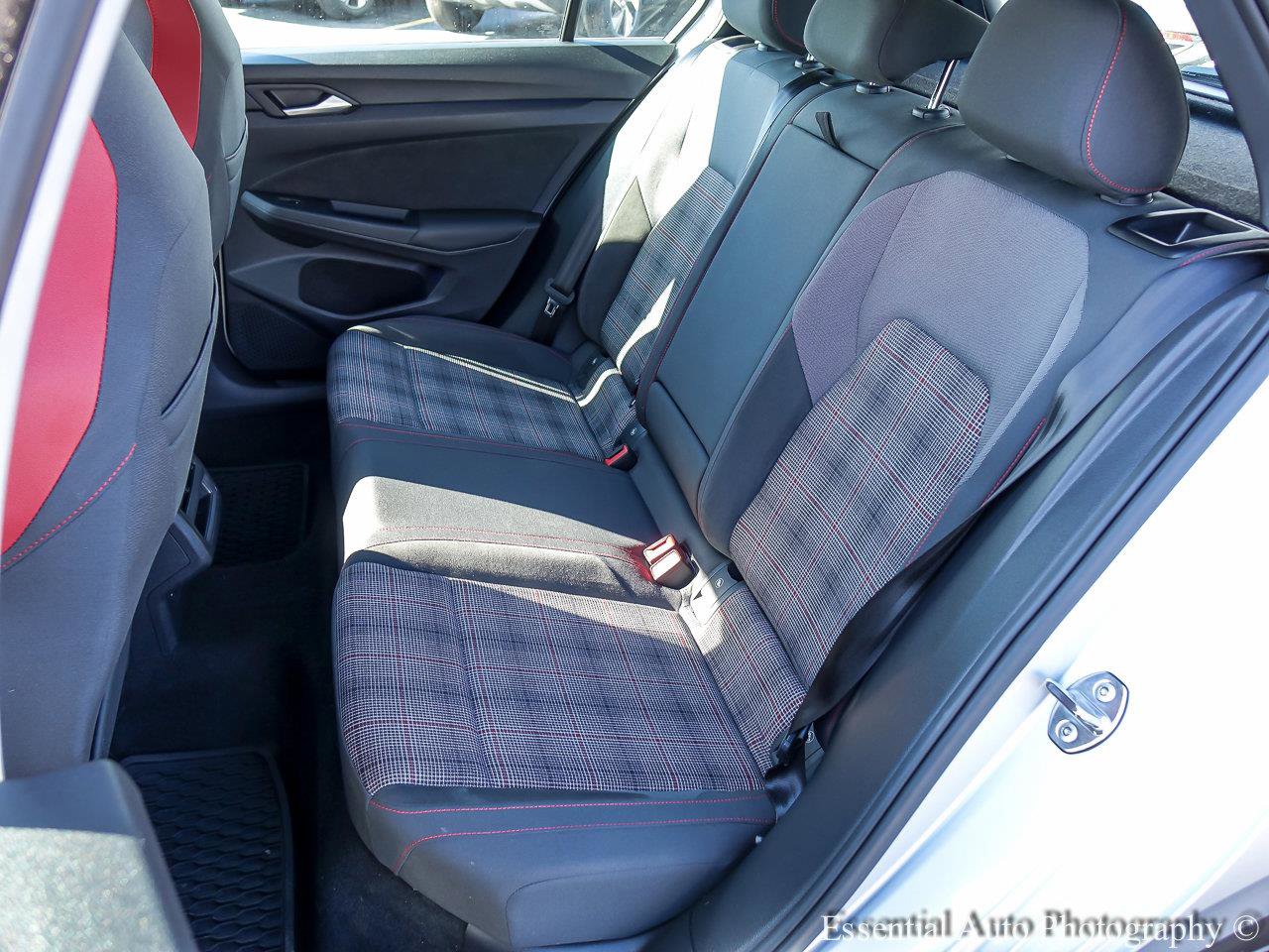 2023 VOLKSWAGEN GOLF GTI - Image 9