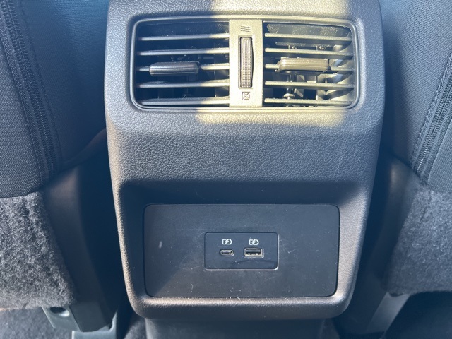 2023 Nissan Rogue SV photo 29