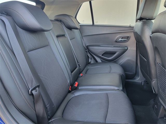2017 Chevrolet Trax LT photo 17