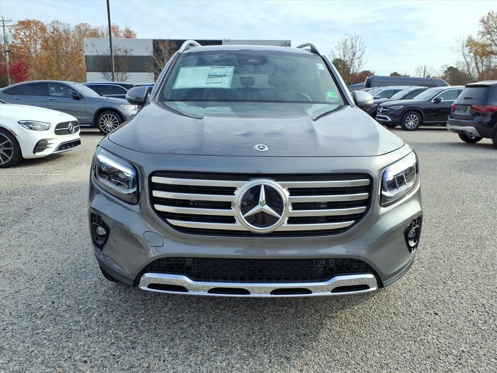 2026 Mercedes Benz GLB 250 4MATIC photo 2